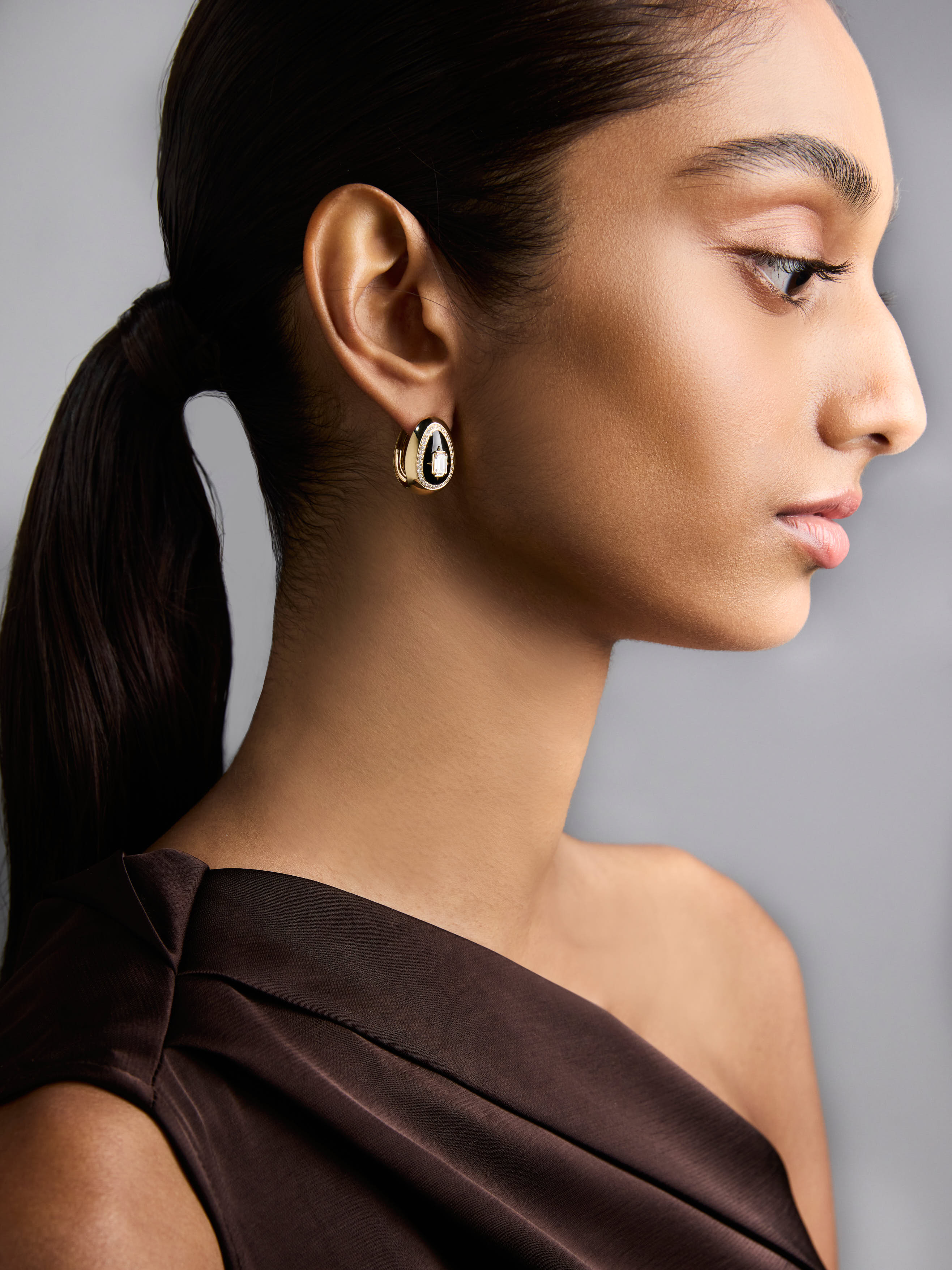 Cosmic Egg Jet Black Earrings