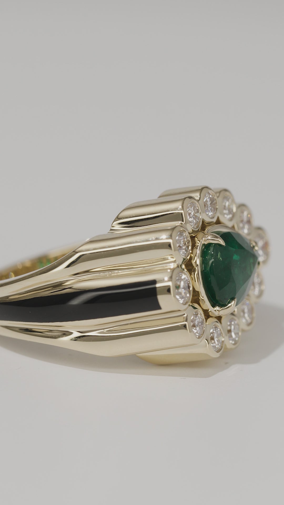 Sanssouci Bloom Emerald Ring