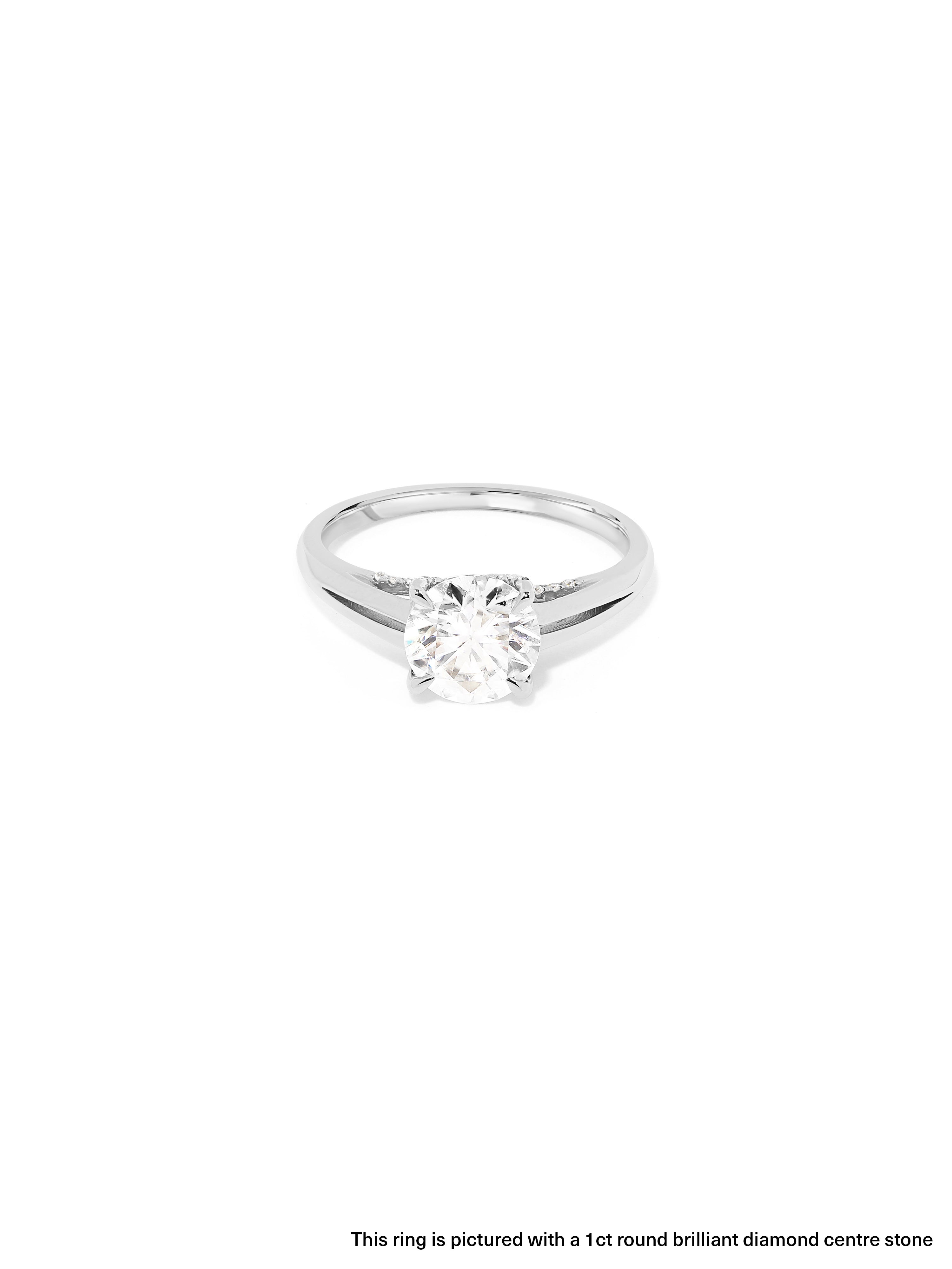 Esquire Round Diamond Ring