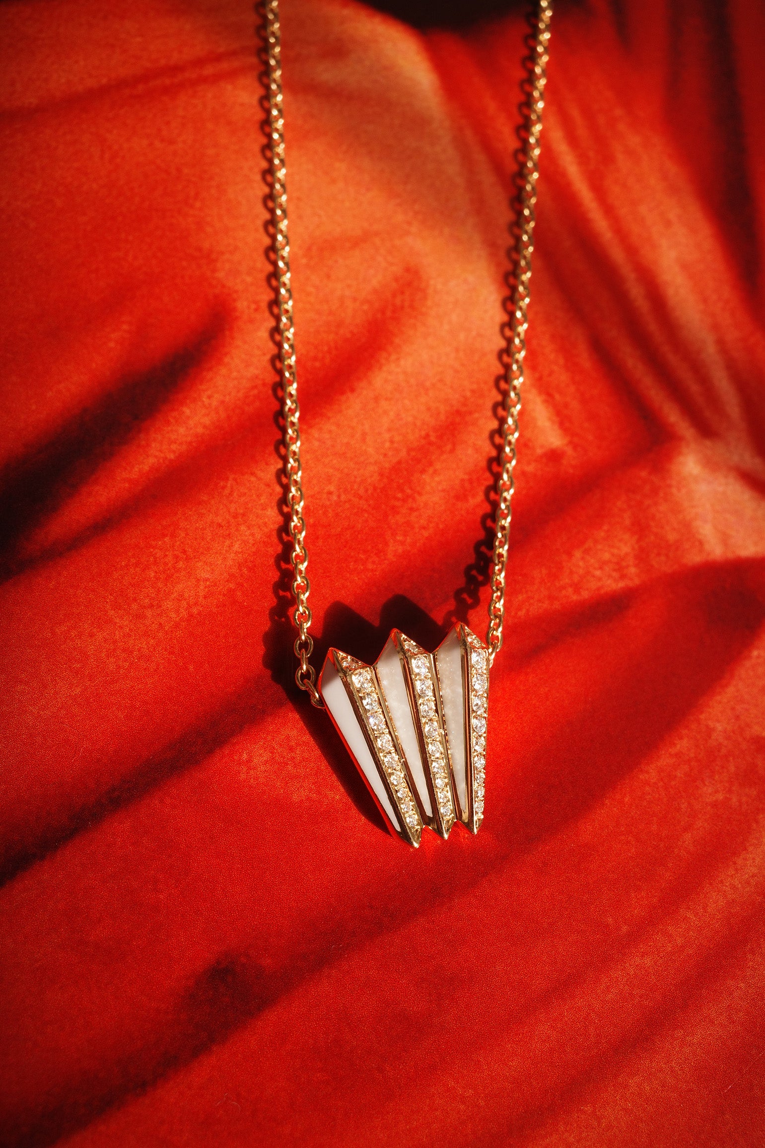 Borsh Accordion Bone White Pendant