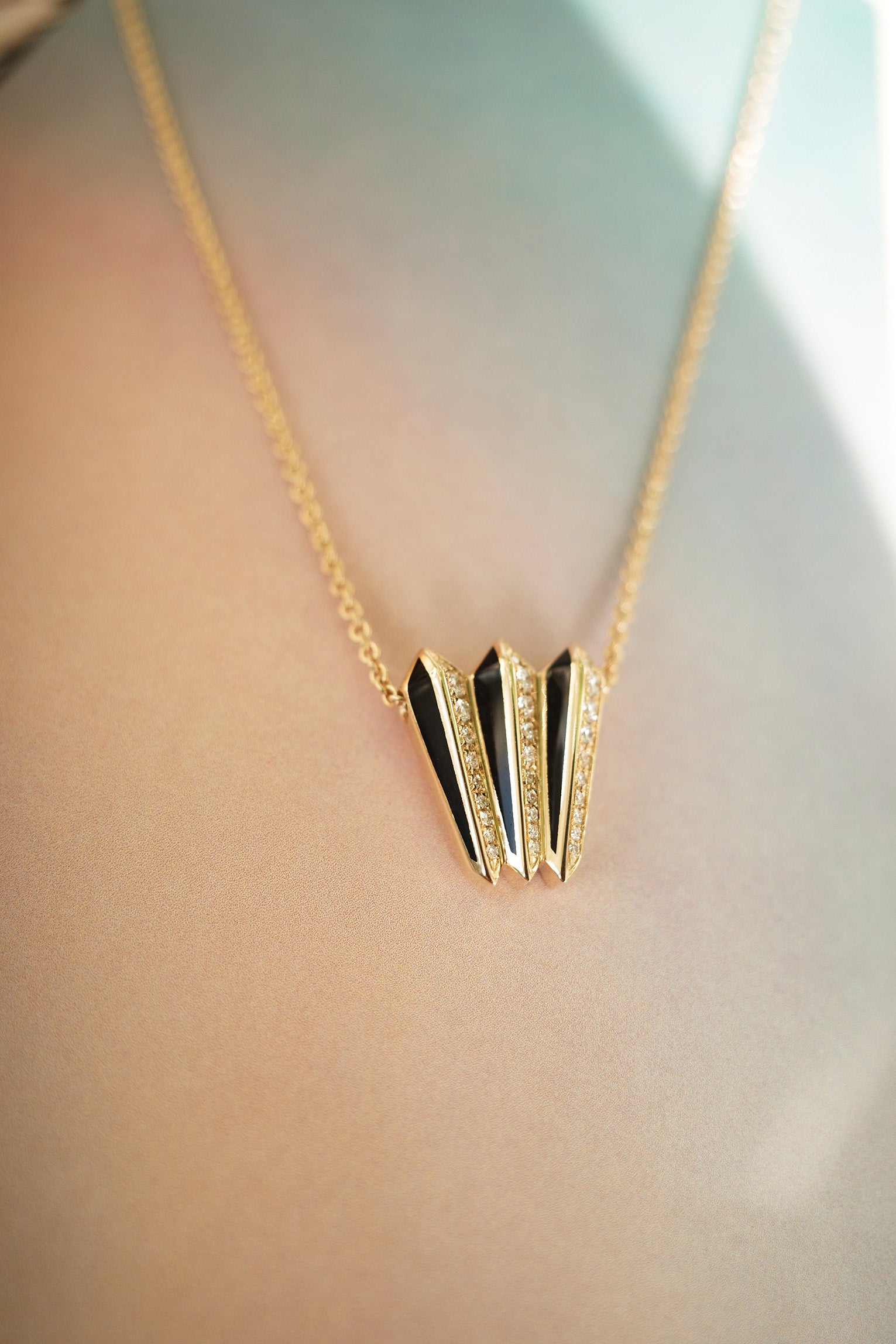 Borsh Accordion Jet Black Pendant