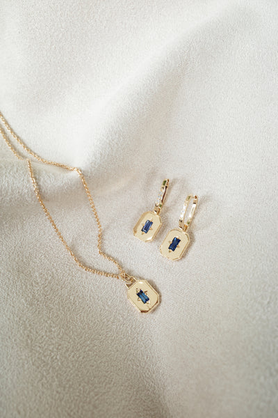 Spade Warisan Minor Blue Sapphire Pendant