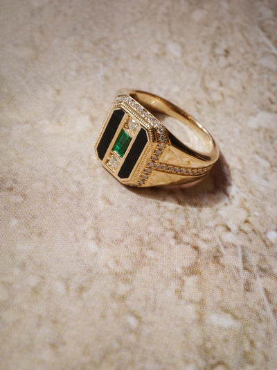 Miura Enchantress Signet Ring