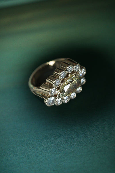Sanssouci Bloom Green Diamond Ring