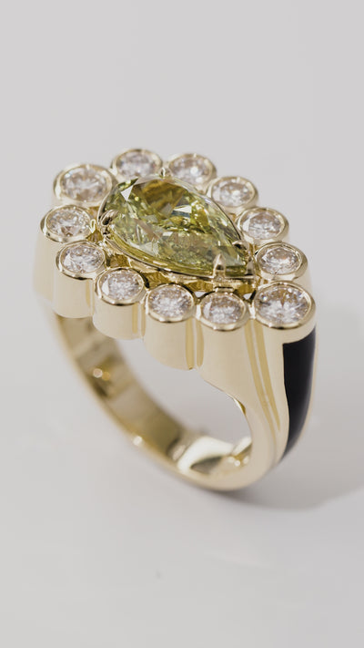 Sanssouci Bloom Green Diamond Ring