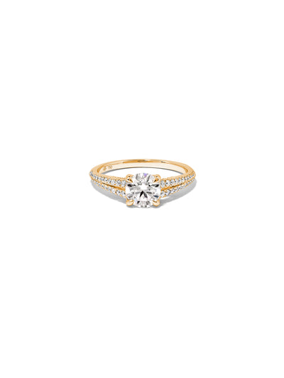 Esquire Pavé Round Diamond Ring