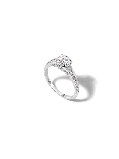 Esquire Pavé Round Diamond Ring