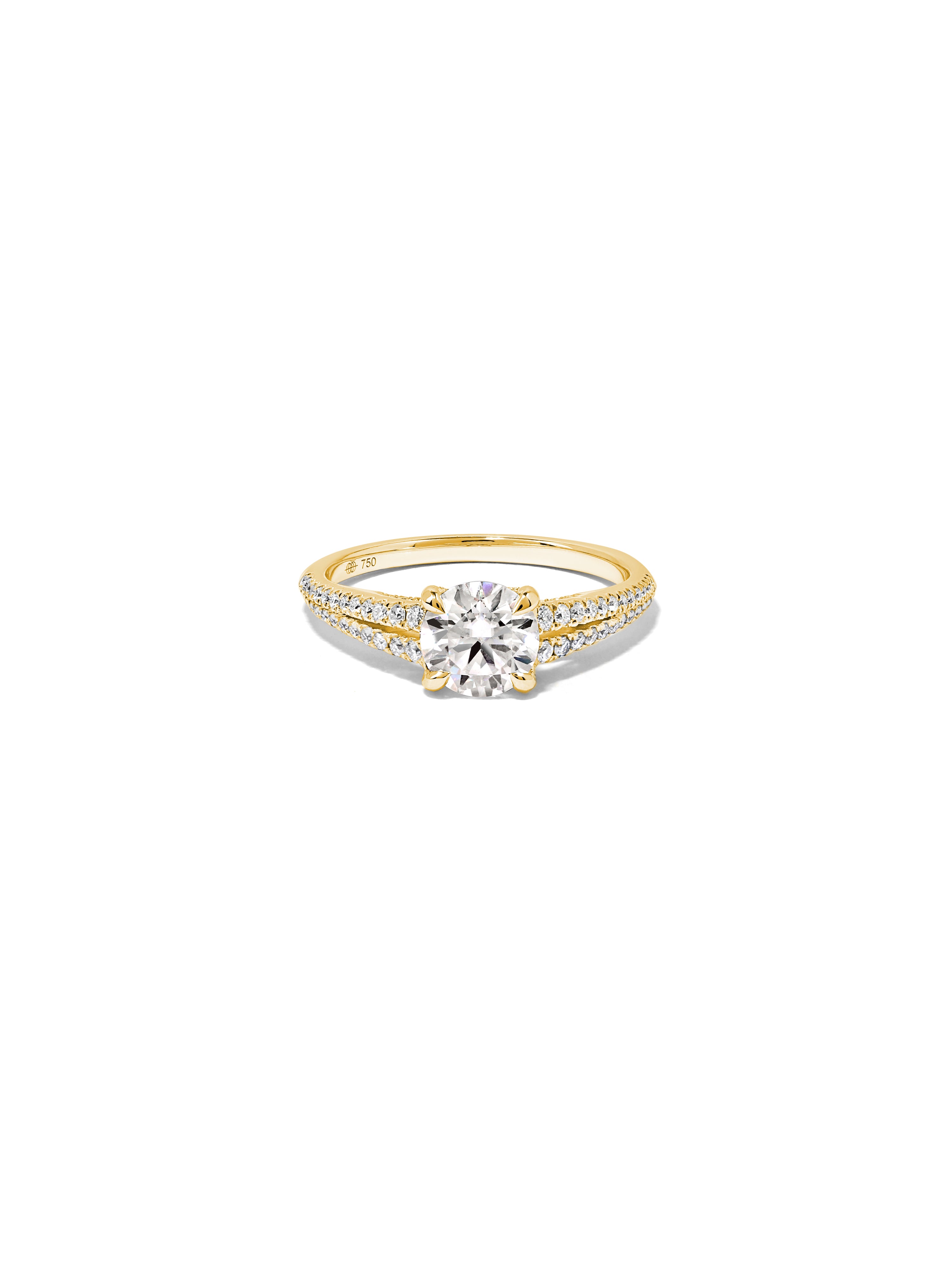 Esquire Pavé Round Diamond Ring