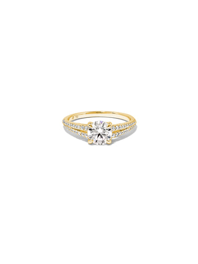 Esquire Pavé Round Diamond Ring