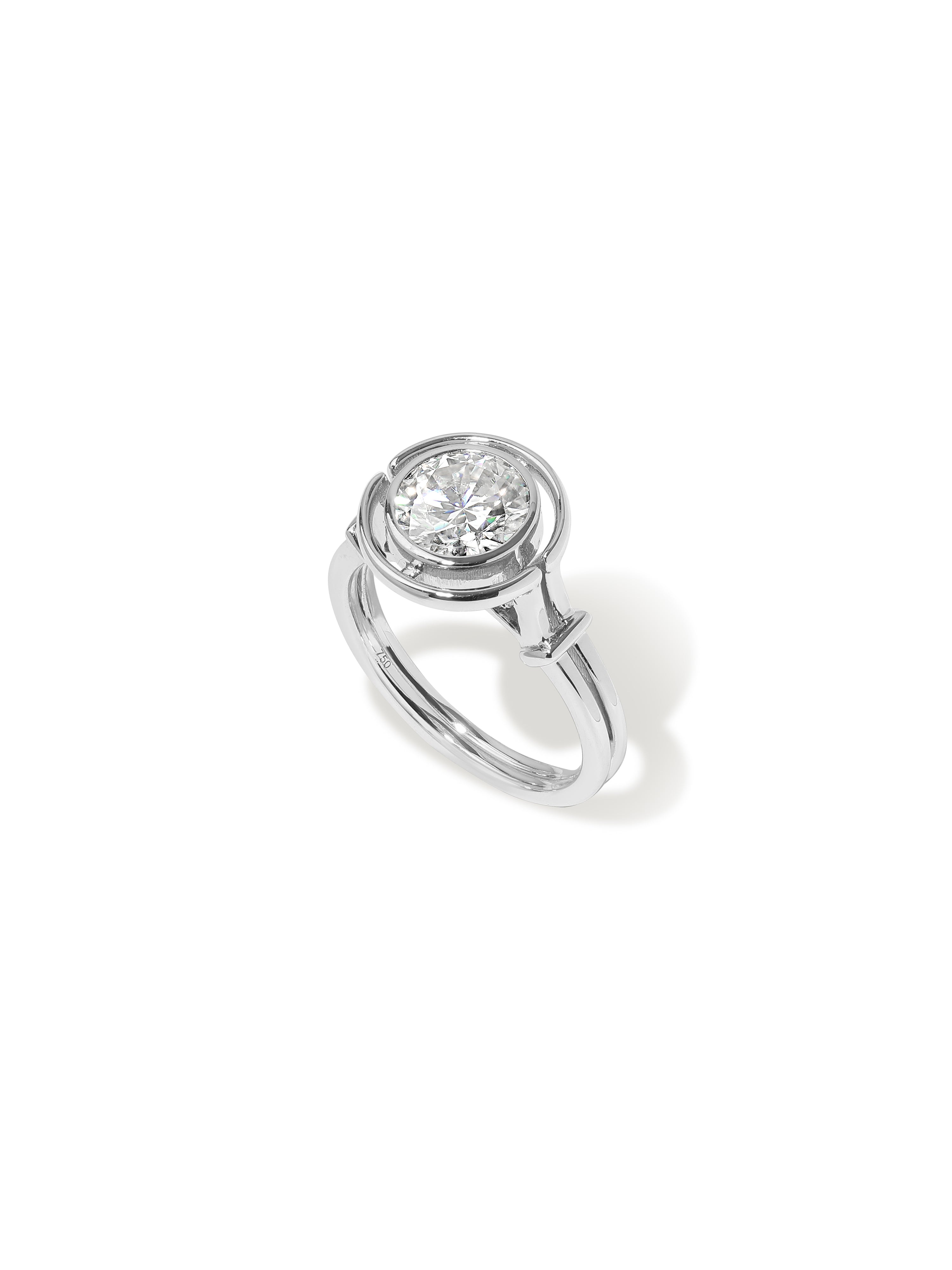 Mira Diamond Ring