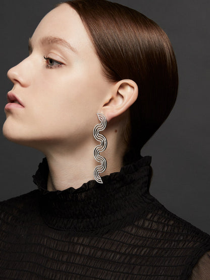 Aldrin Jet Black Earrings