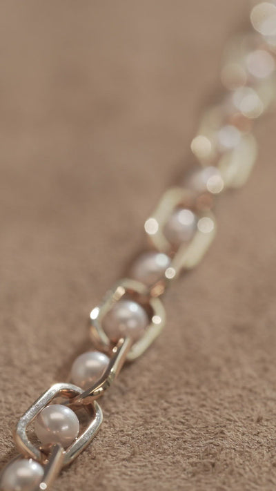 Allegory Pearl Bracelet